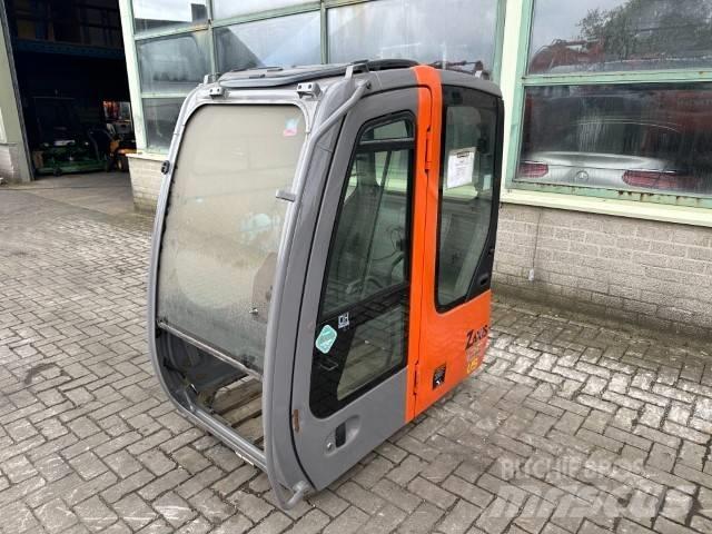 Hitachi Zaxis Cabine en interieur