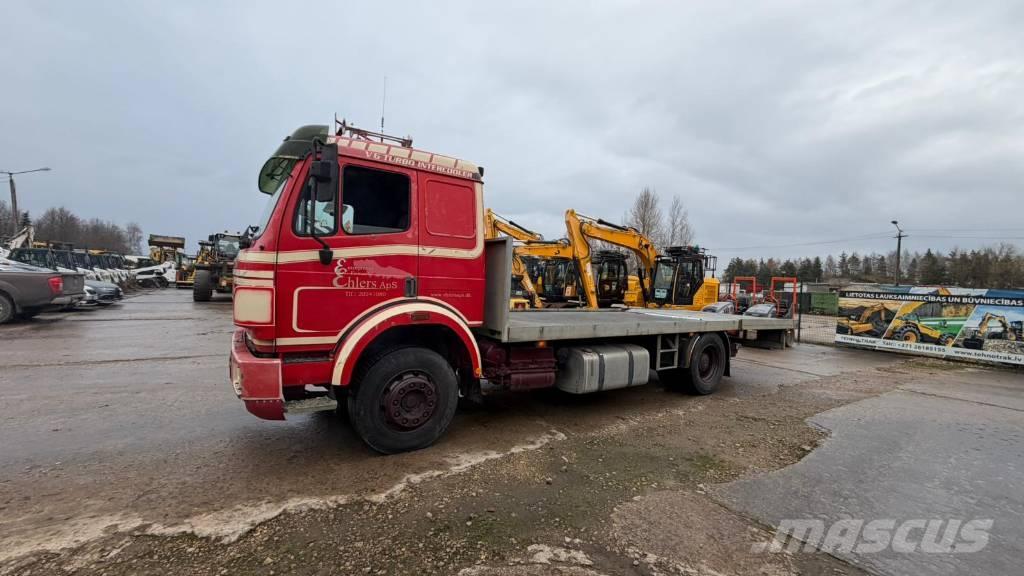 Mercedes-Benz 1827 Oprijwagen