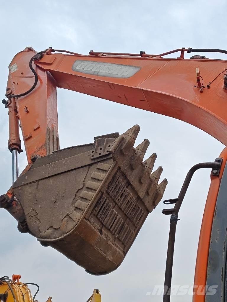 Doosan DX 300 LC-9C Rupsgraafmachines