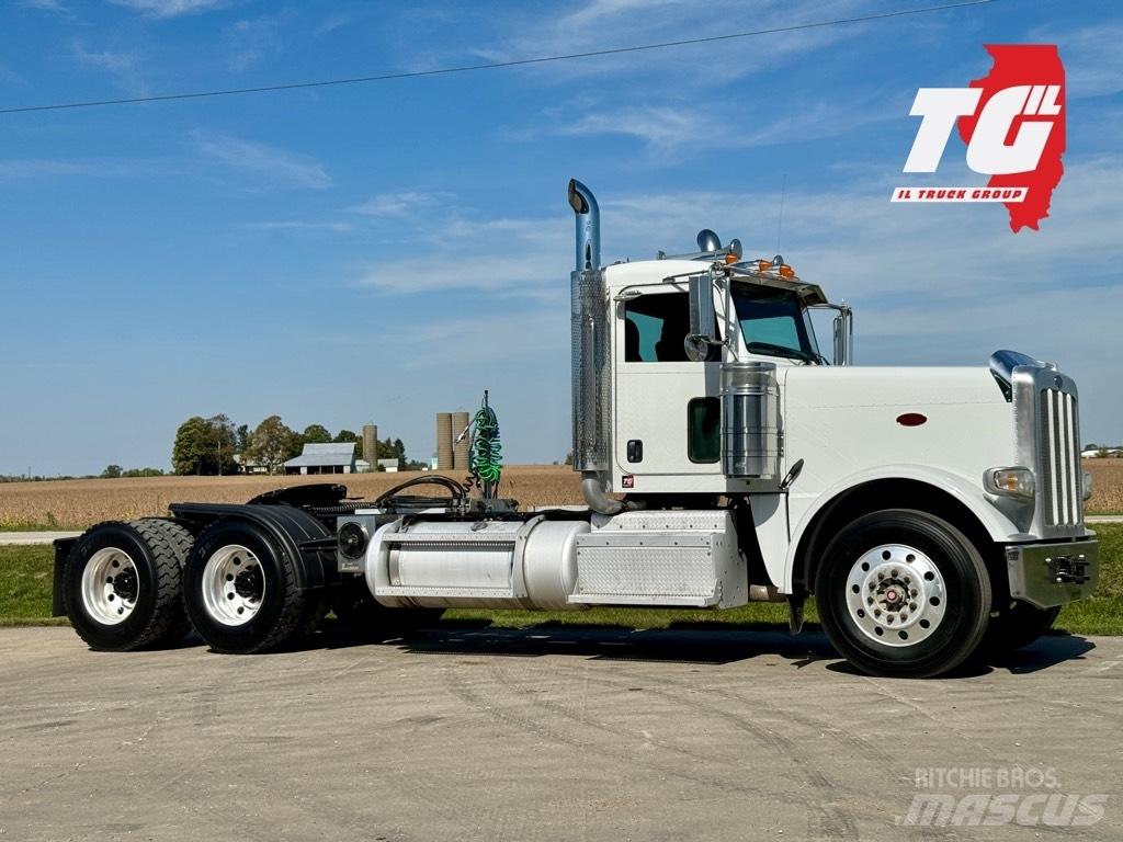 Peterbilt 388 Trekkers