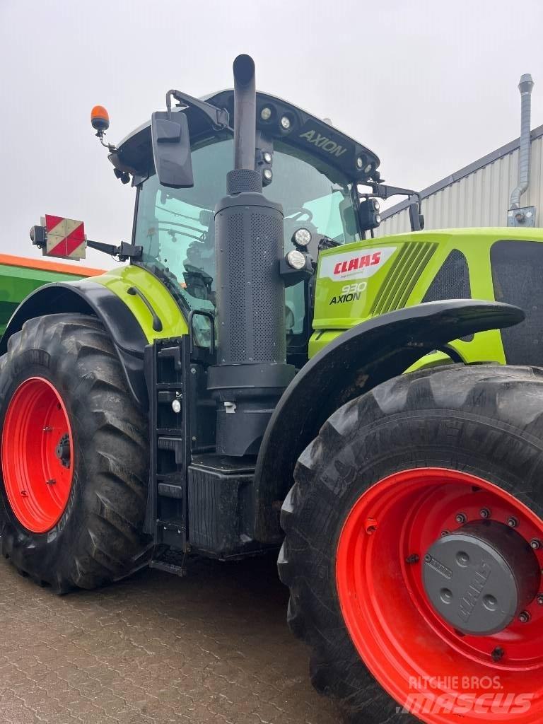 CLAAS Axion 930 Tractoren