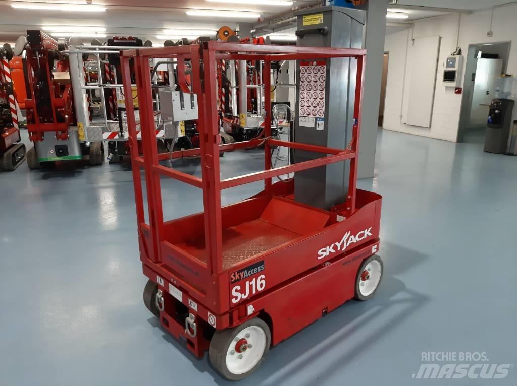 SkyJack SJ 16 Personenliften en invalideliften