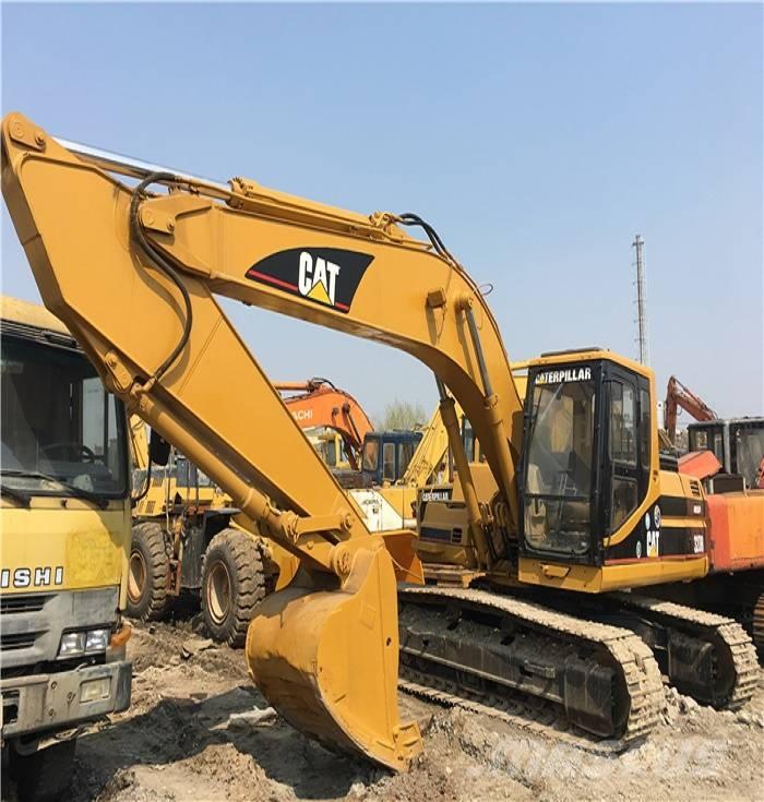 CAT 320 B Rupsgraafmachines