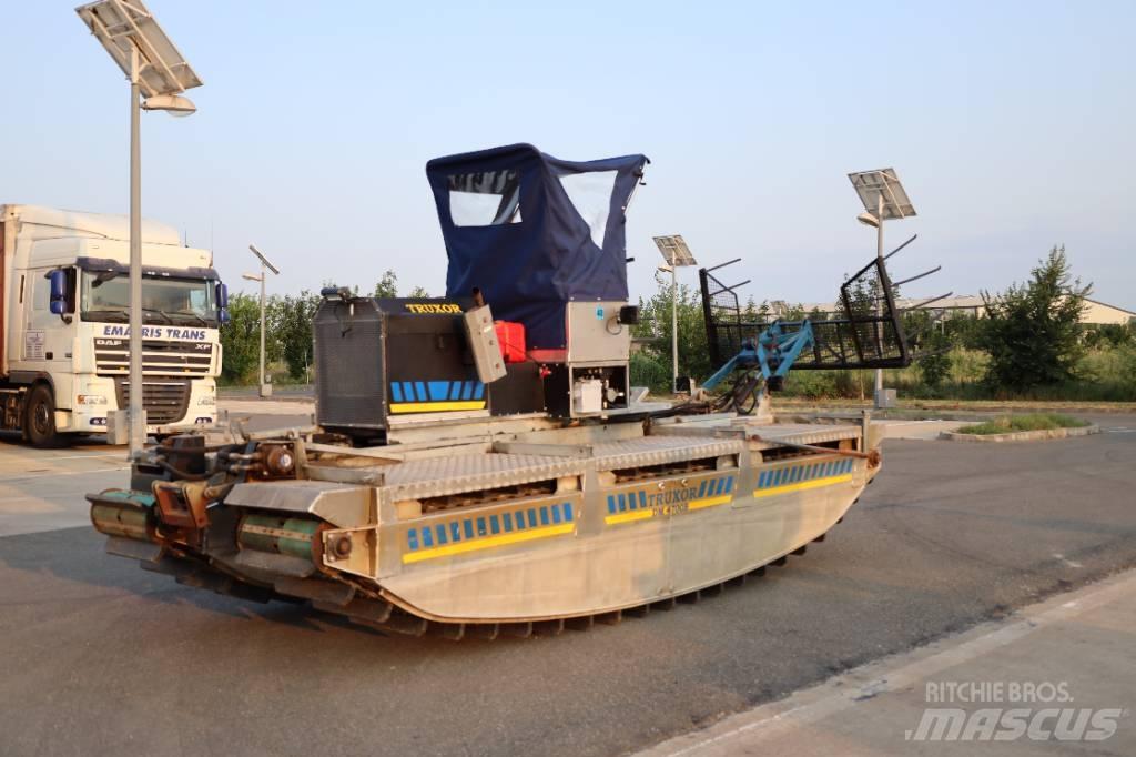 Truxor 4700 Loopmaaier