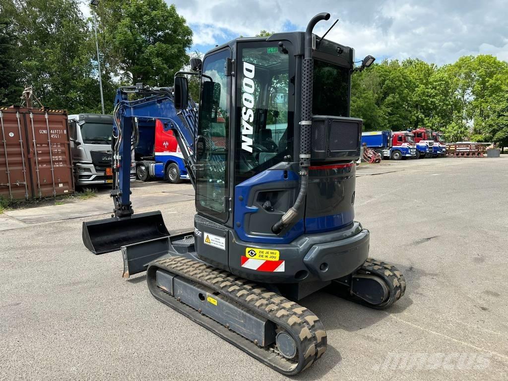 Doosan DX 35 Z Minigraafmachines < 7t
