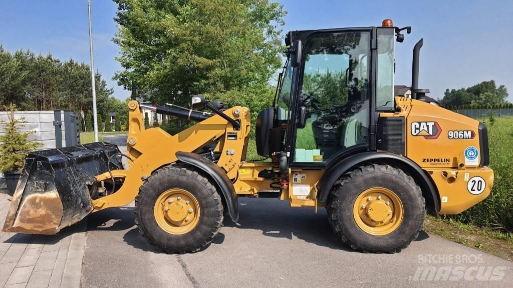 CAT 906M Wielladers