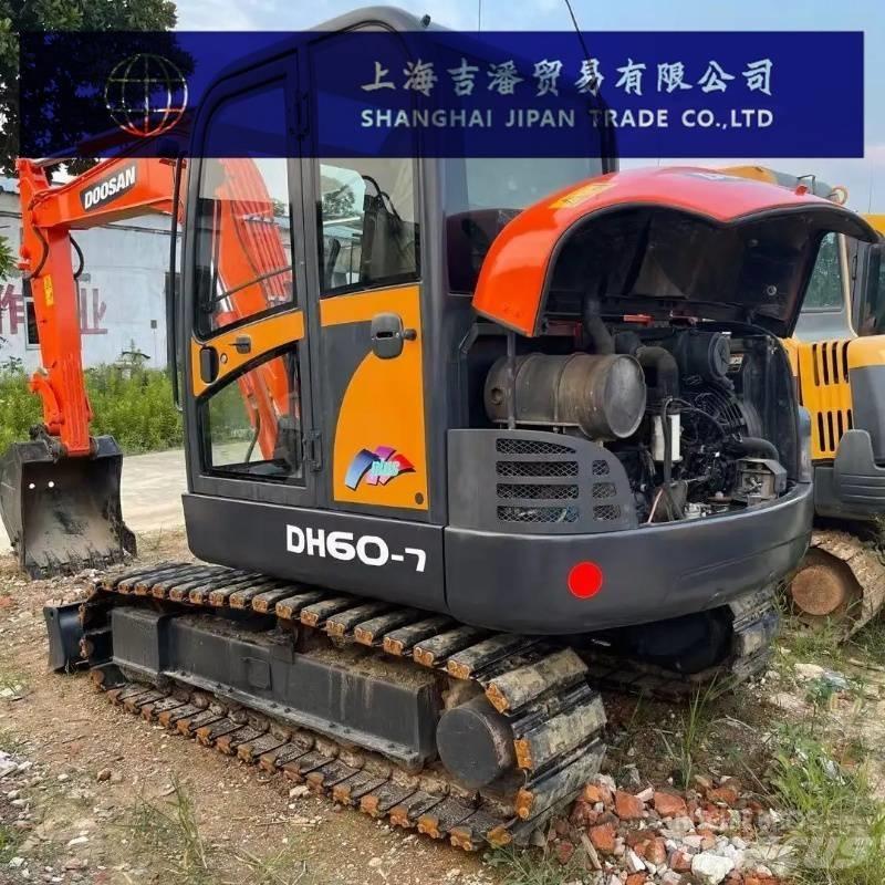 Doosan DH 60 Minigraafmachines < 7t