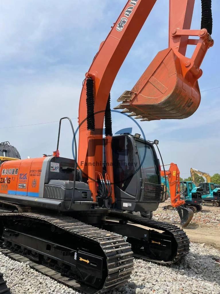 Hitachi ZX 200-3 Rupsgraafmachines