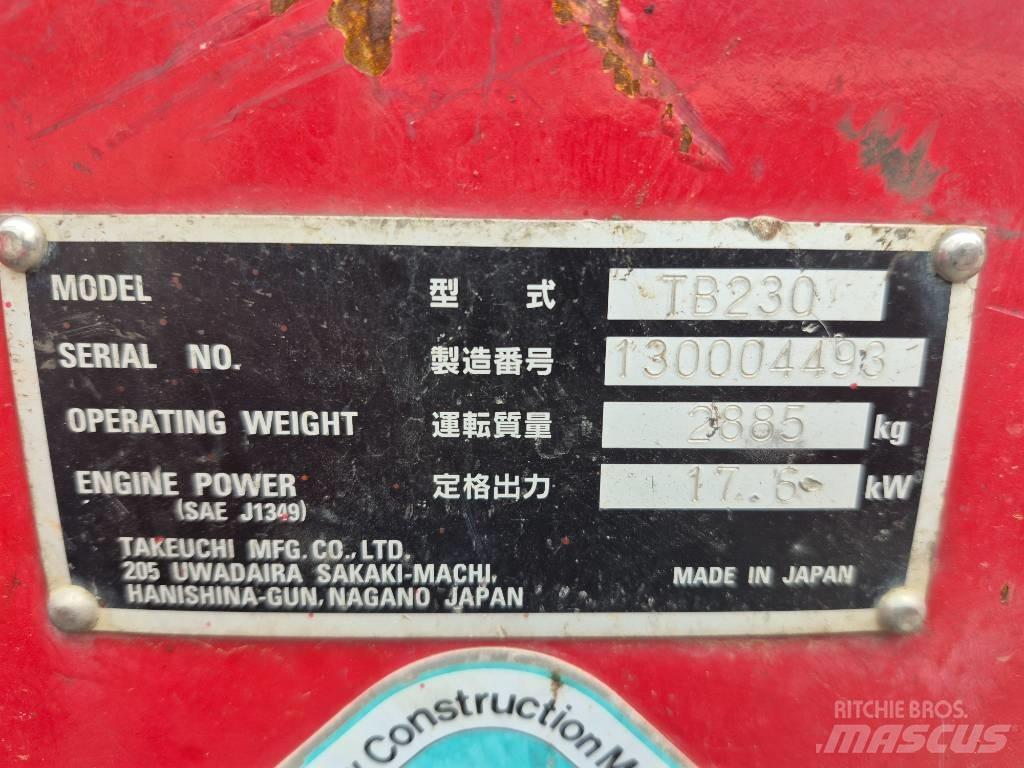 Takeuchi TB 230 Minigraafmachines < 7t