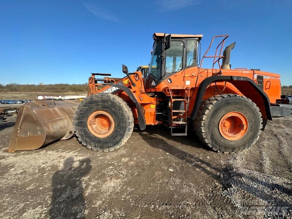 Doosan DX420-3 Wielgraafmachines
