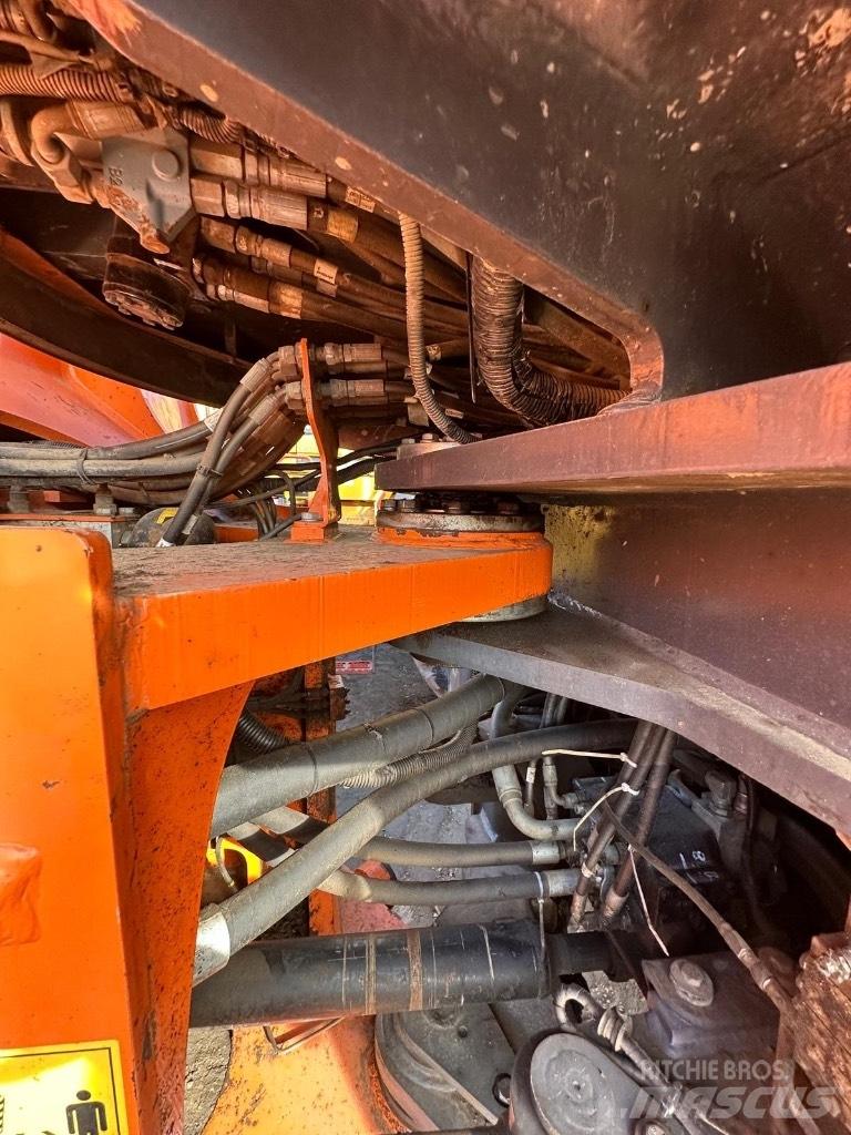 Doosan DX420-3 Wielgraafmachines