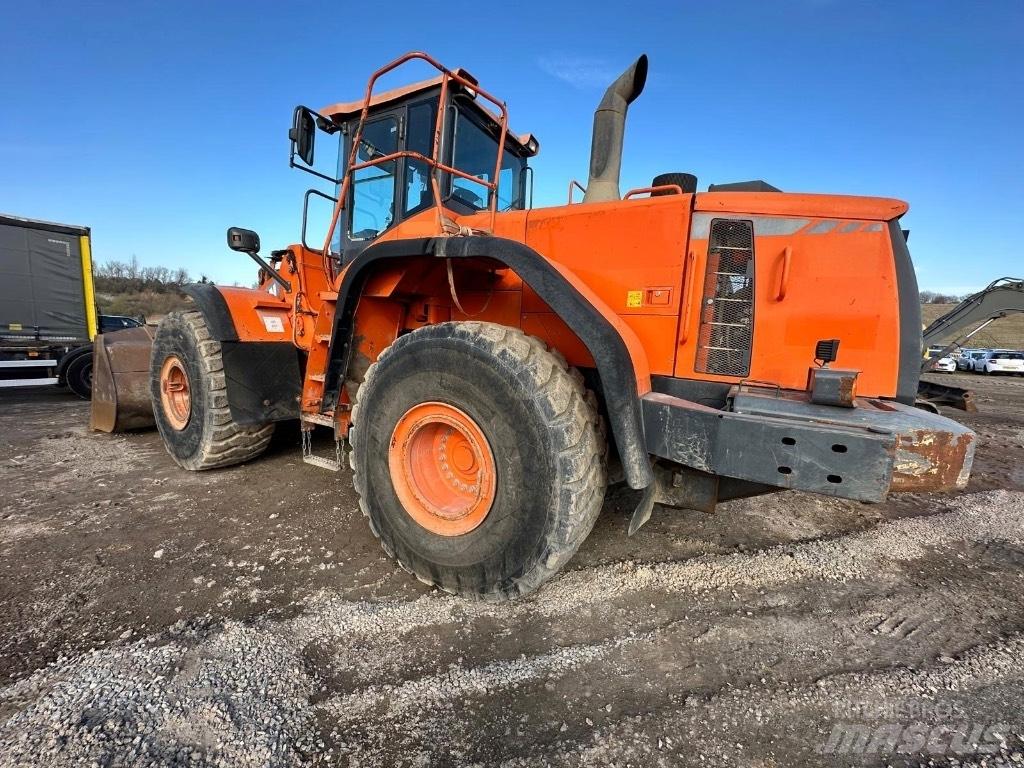 Doosan DX420-3 Wielgraafmachines