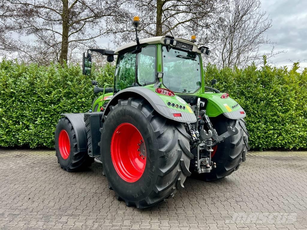 Fendt 724 S4 Profi Tractoren