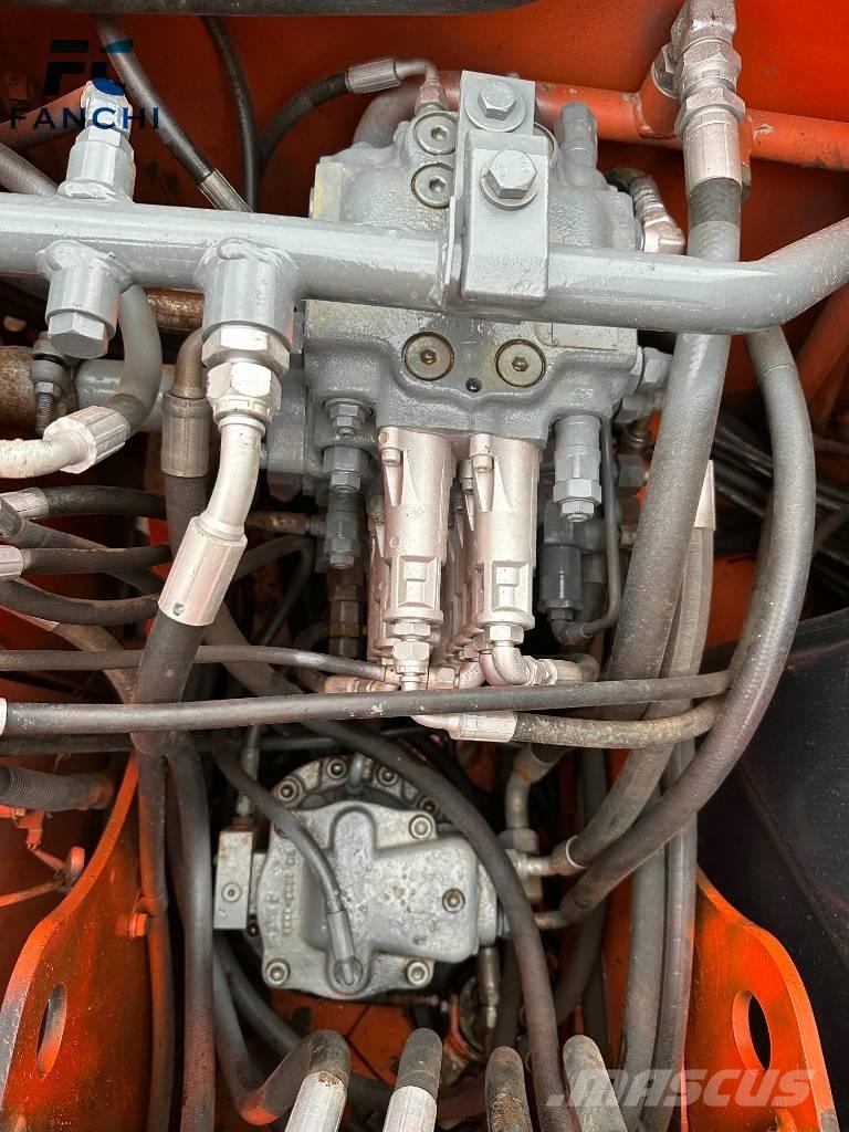 Hitachi ZX 70 Rupsgraafmachines