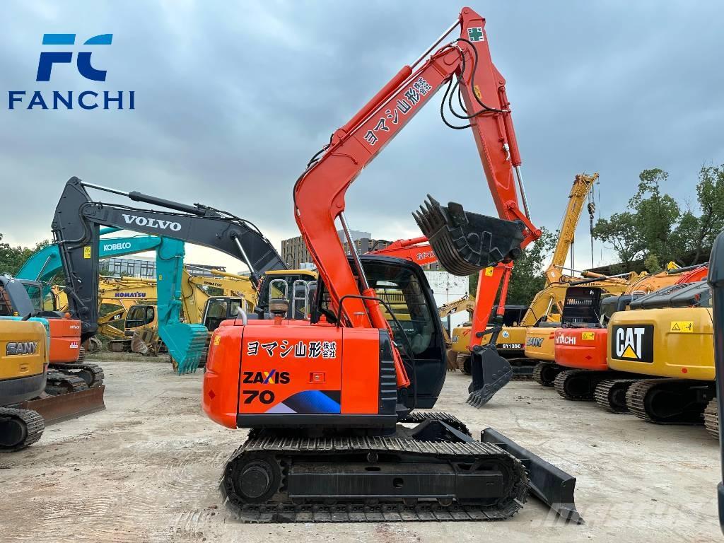 Hitachi ZX 70 Rupsgraafmachines
