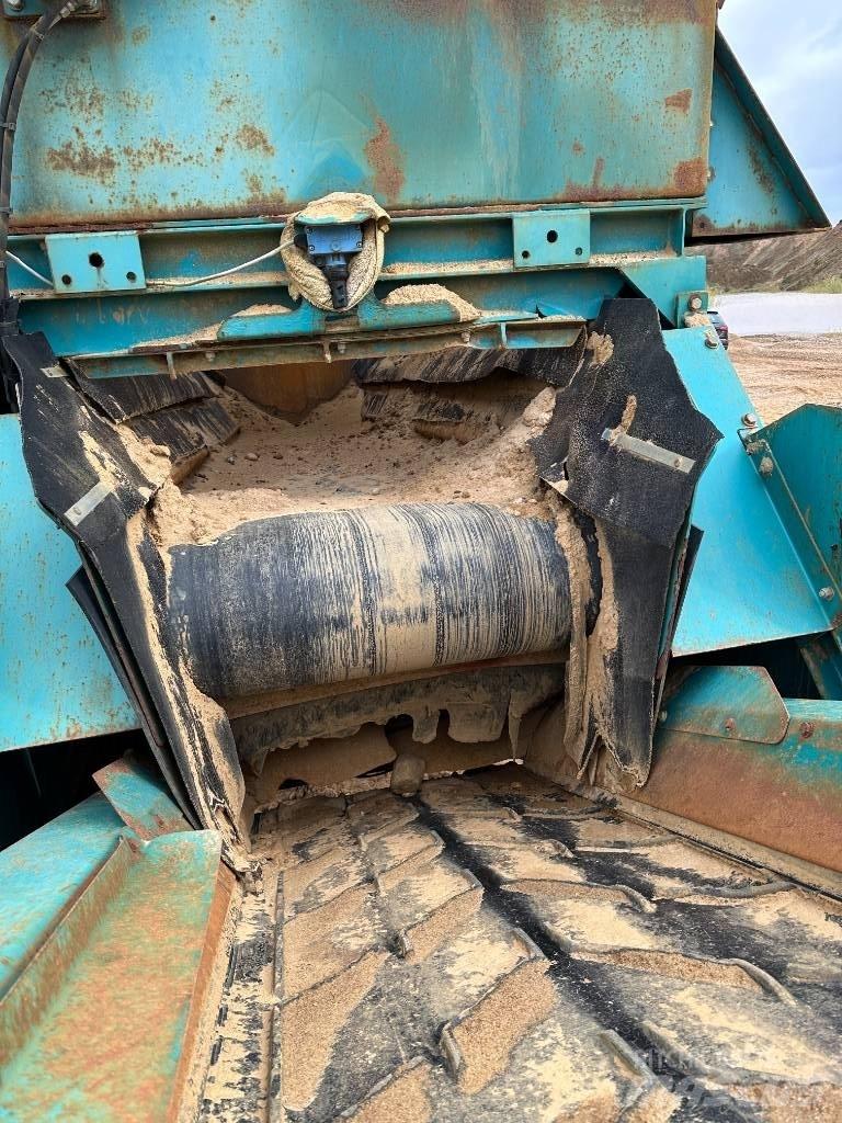 PowerScreen 2100X Mobiele zeefinstallaties