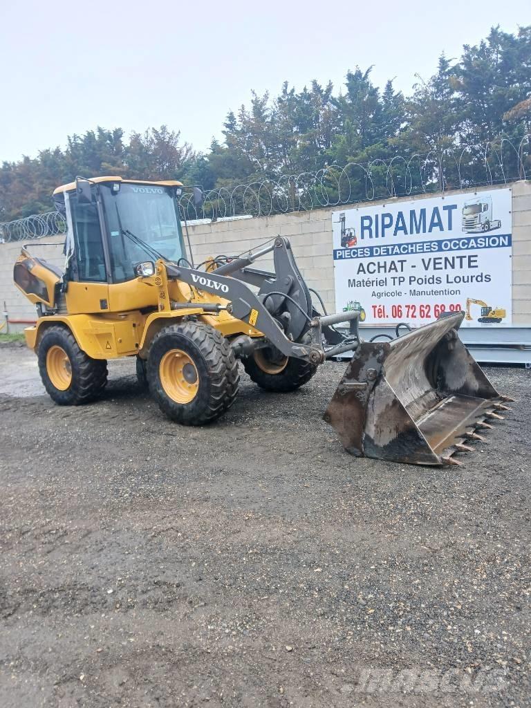 Volvo L 30 G Wielladers