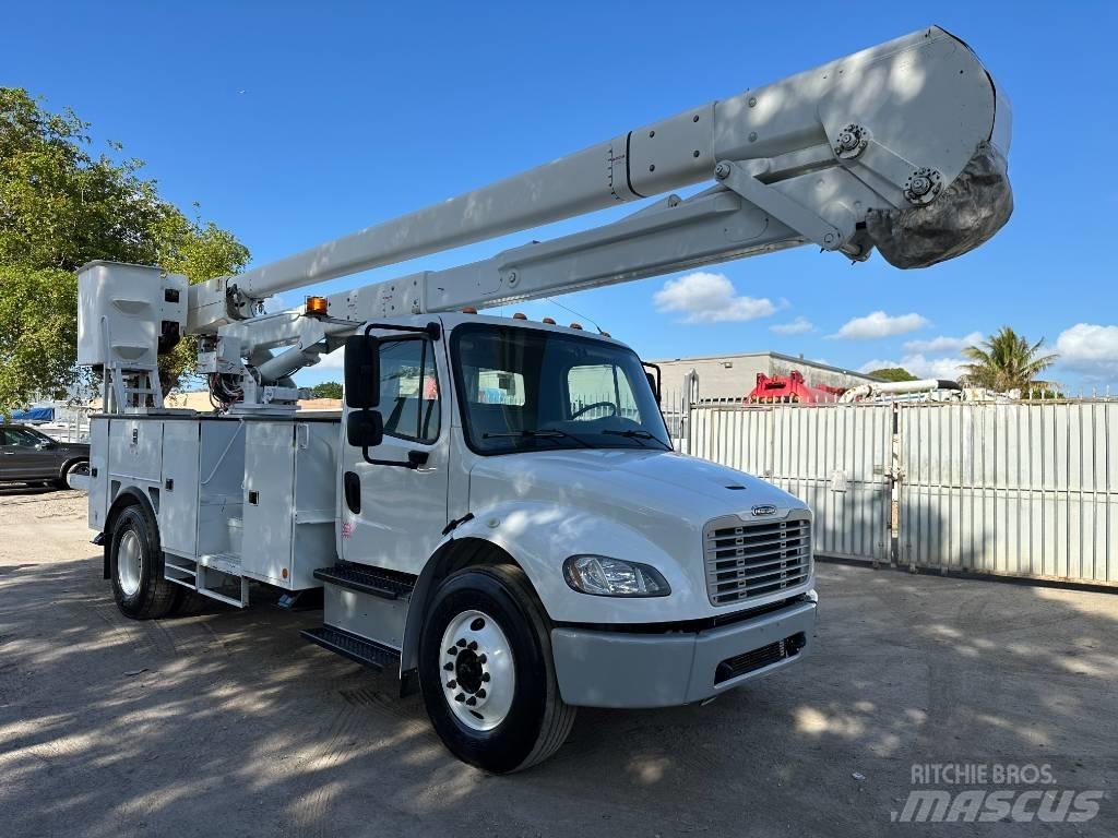 Freightliner M2 Auto hoogwerkers