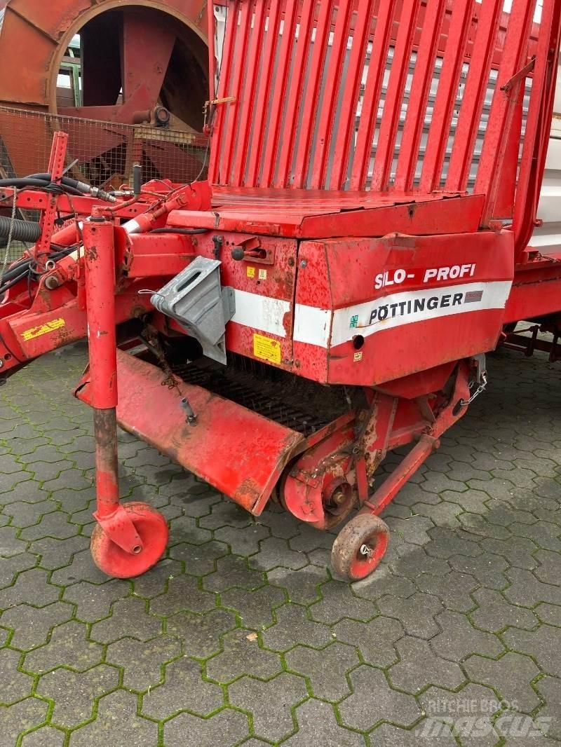 Pöttinger SW102MAT Opraapwagens