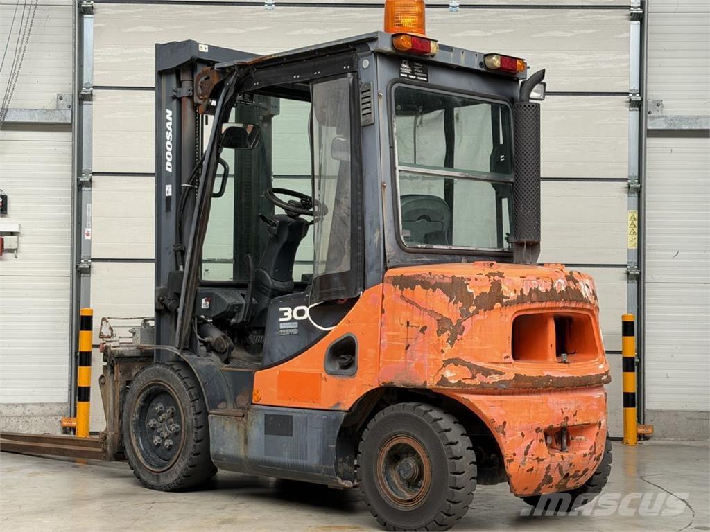 Doosan D30S-5 Diesel heftrucks