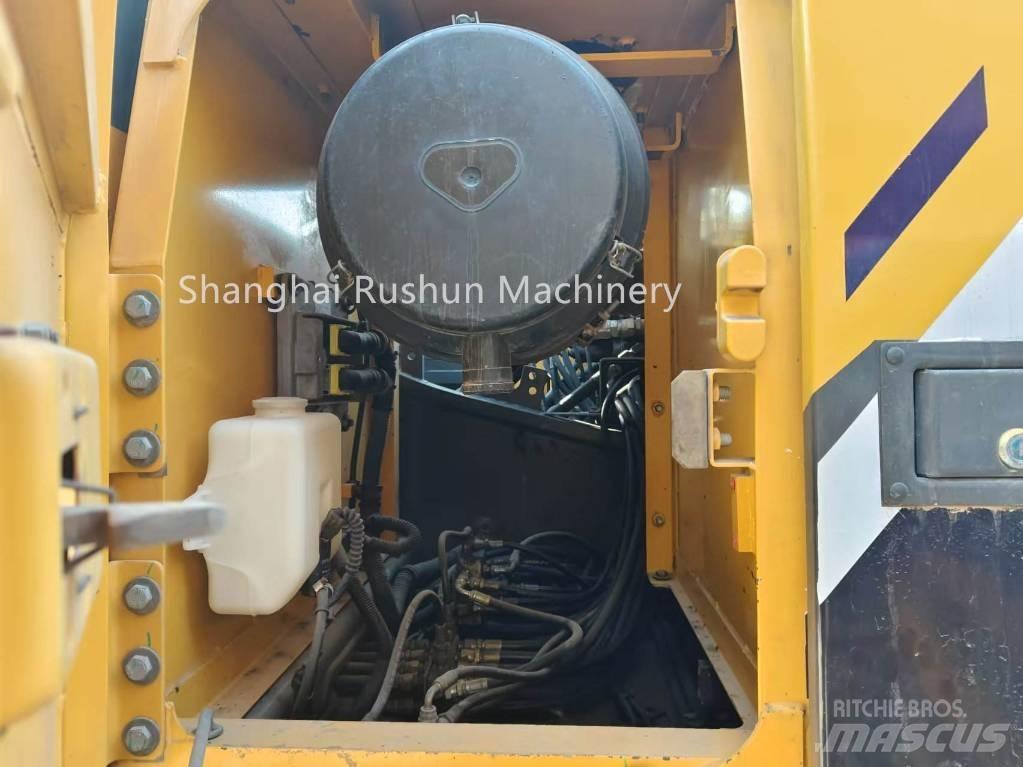 Volvo EC240 Rupsgraafmachines