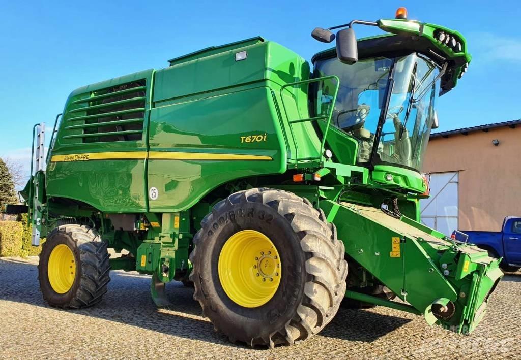 John Deere T670 Maaidorsmachines