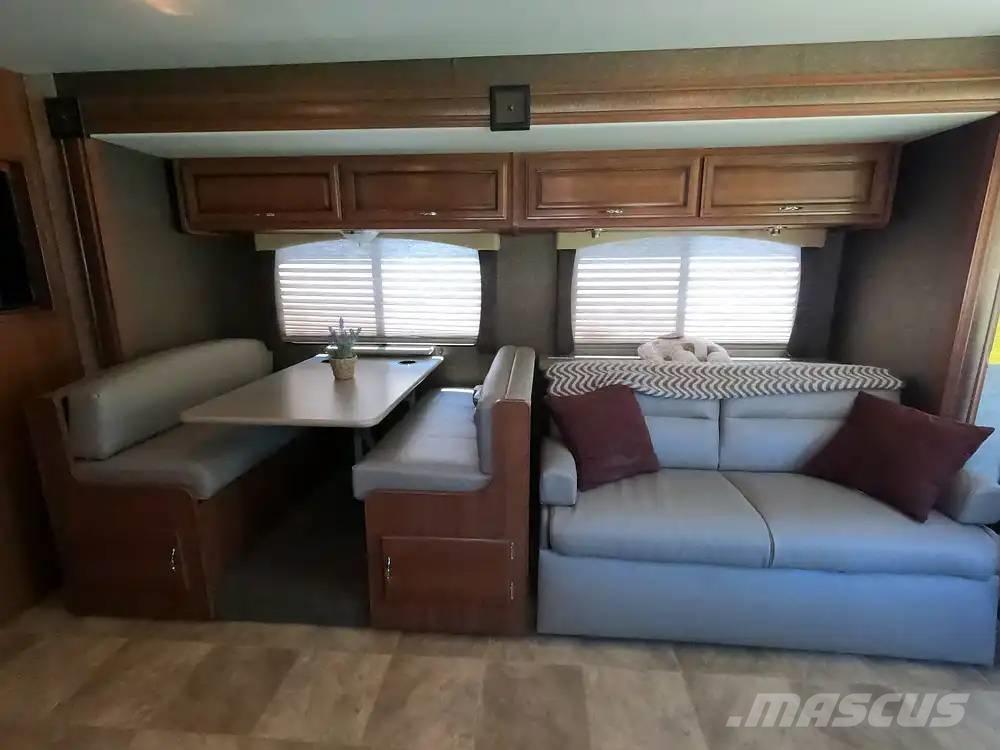 Fleetwood Storm 32V Bouw - Overige