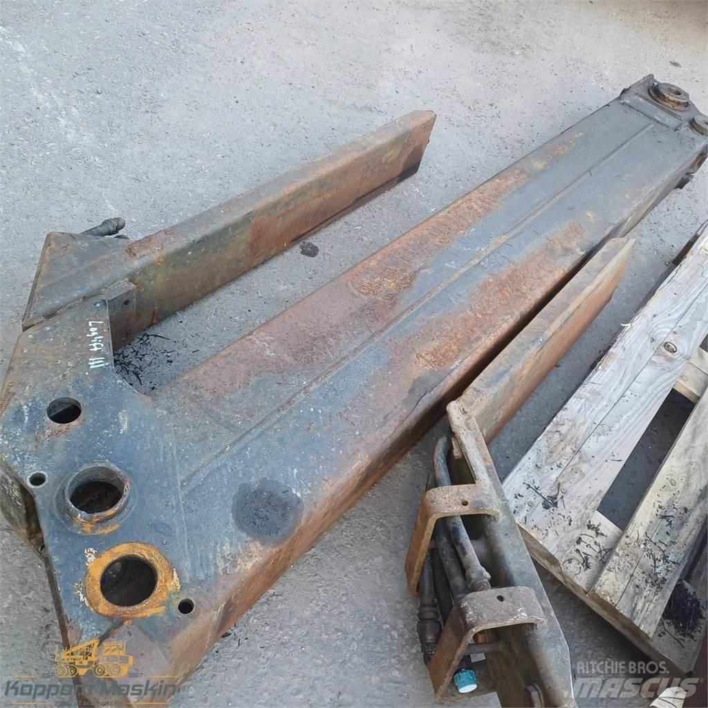 Loglift 111 Uitrijwagenkranen