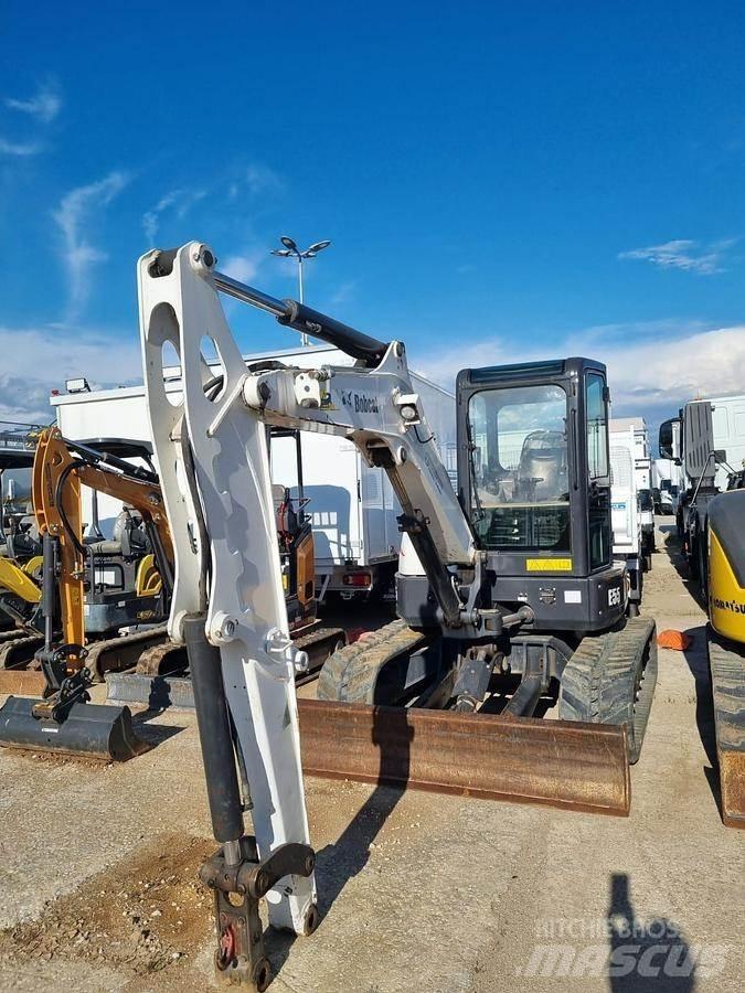 Bobcat E55 Minigraafmachines < 7t