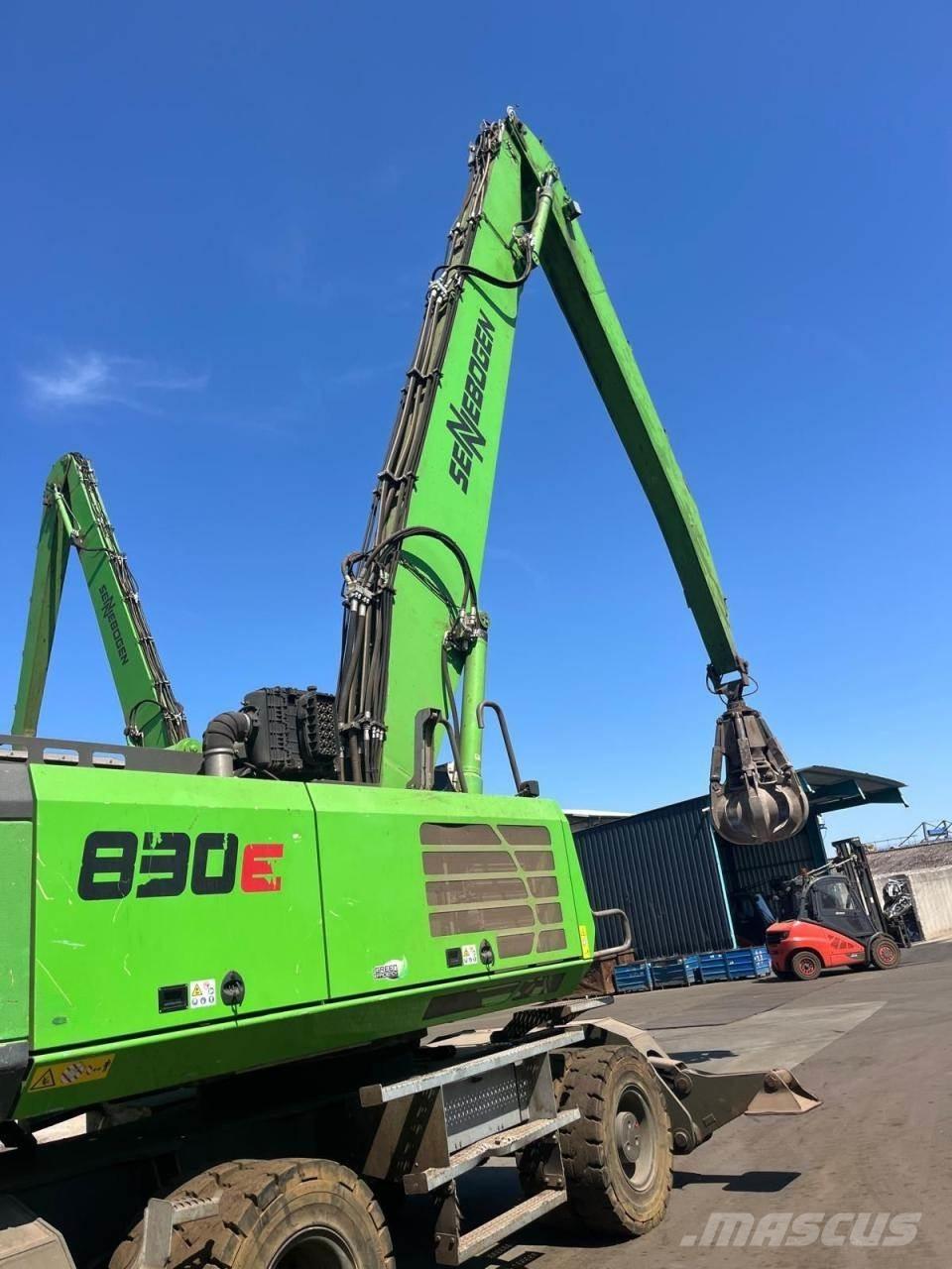 Sennebogen 830E Wielgraafmachines