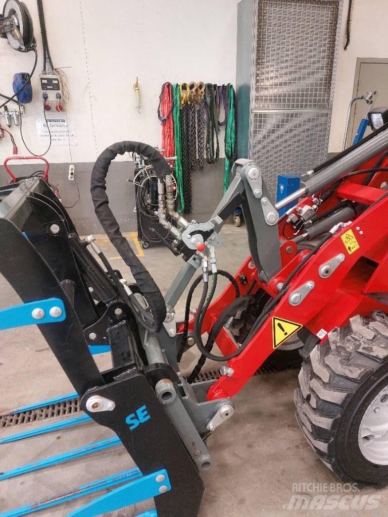 Weidemann 1140 Knik- en schrankladers