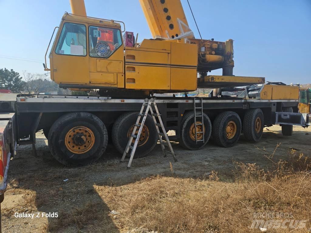 Liebherr LTM1225 Kranen voor alle terreinen