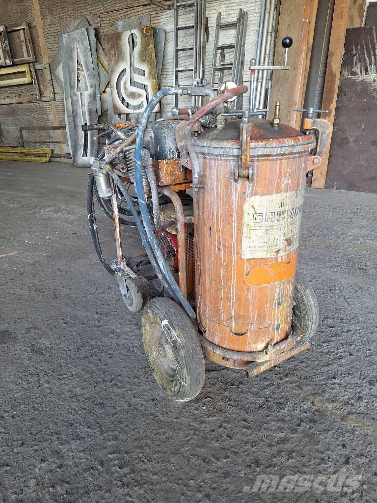  Grun Terreinbeheermachines - overige