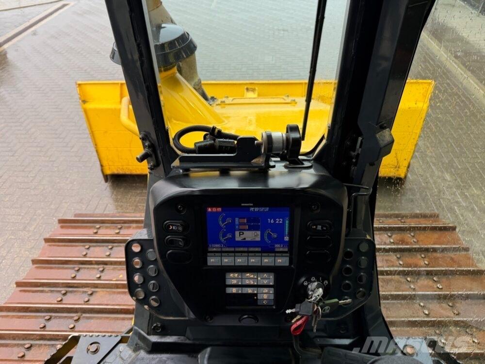 Komatsu D51PXi-24EO Rupsdozers