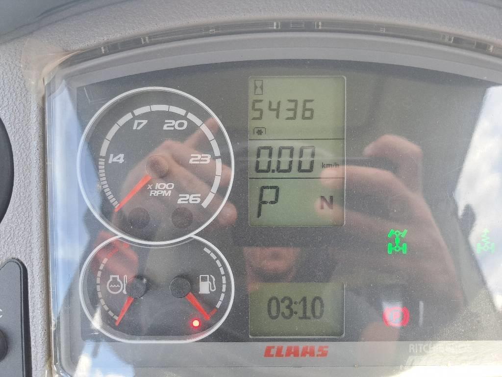 CLAAS Axion 850 Tractoren