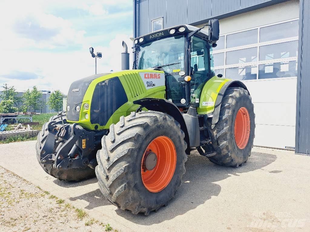 CLAAS Axion 850 Tractoren
