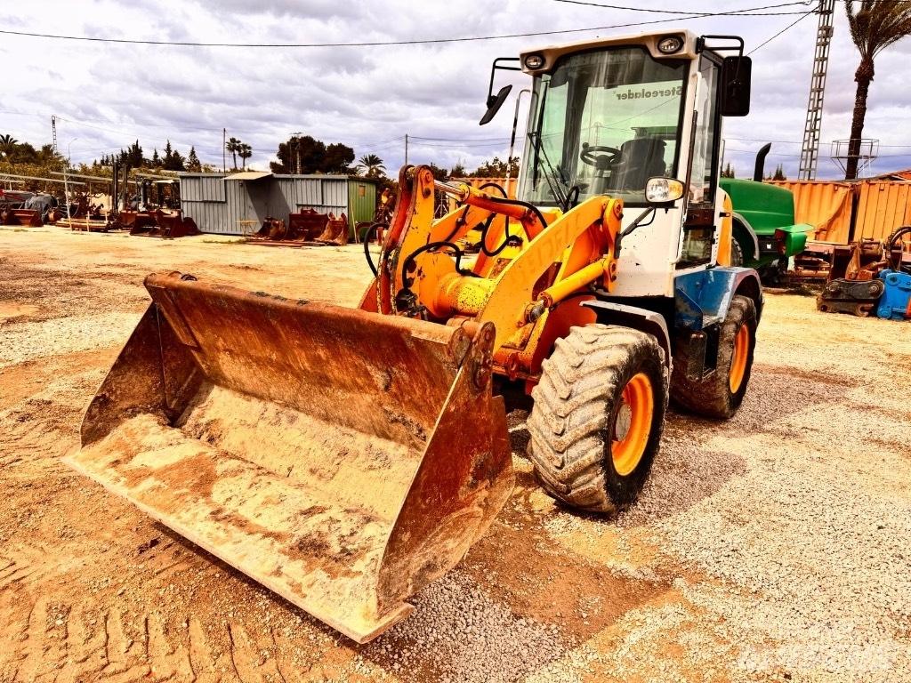 Liebherr L 507 Wielladers