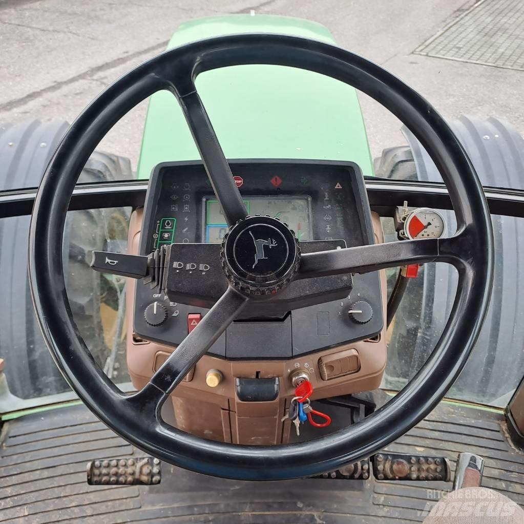 John Deere 7700 Tractoren