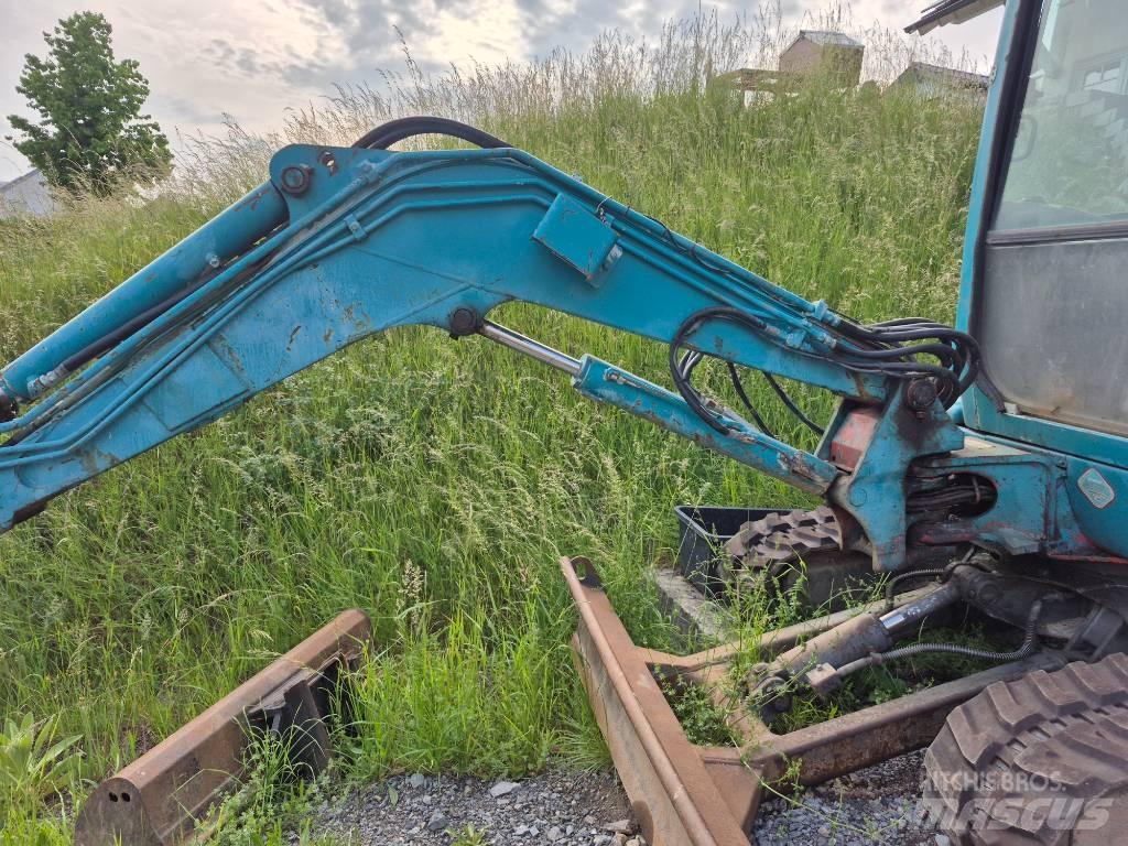 Takeuchi TB 235 Minigraafmachines < 7t