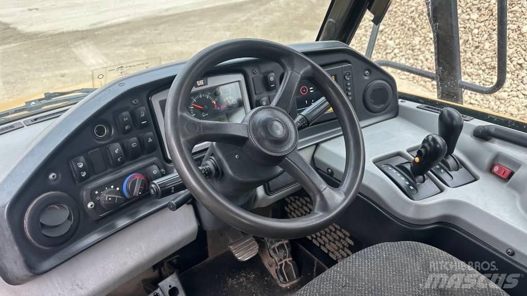 CAT tombereaux Mini Dumpers