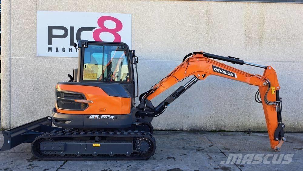 Develon DX62 R-7 Minigraafmachines < 7t