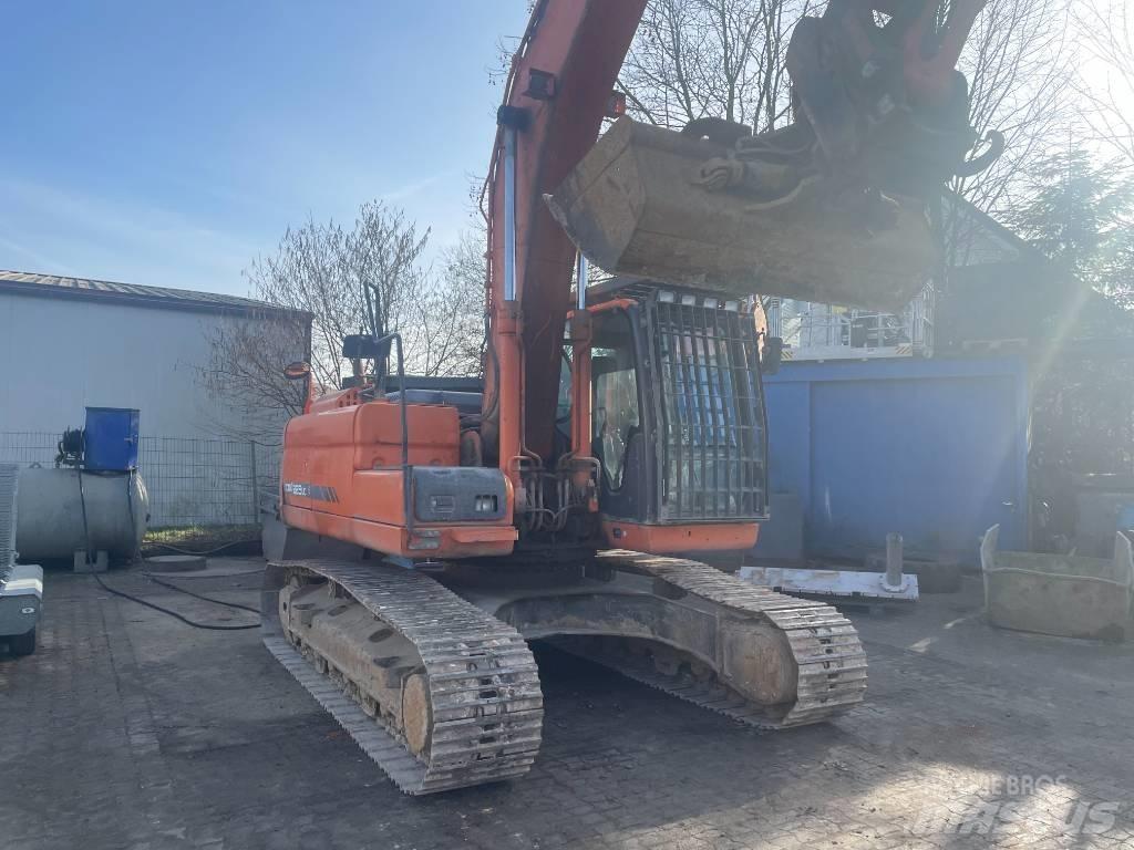 Doosan EXCA Rupsgraafmachines