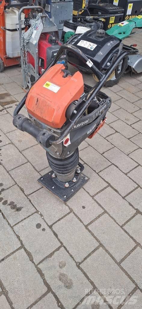 Husqvarna LT 6005 Stampers