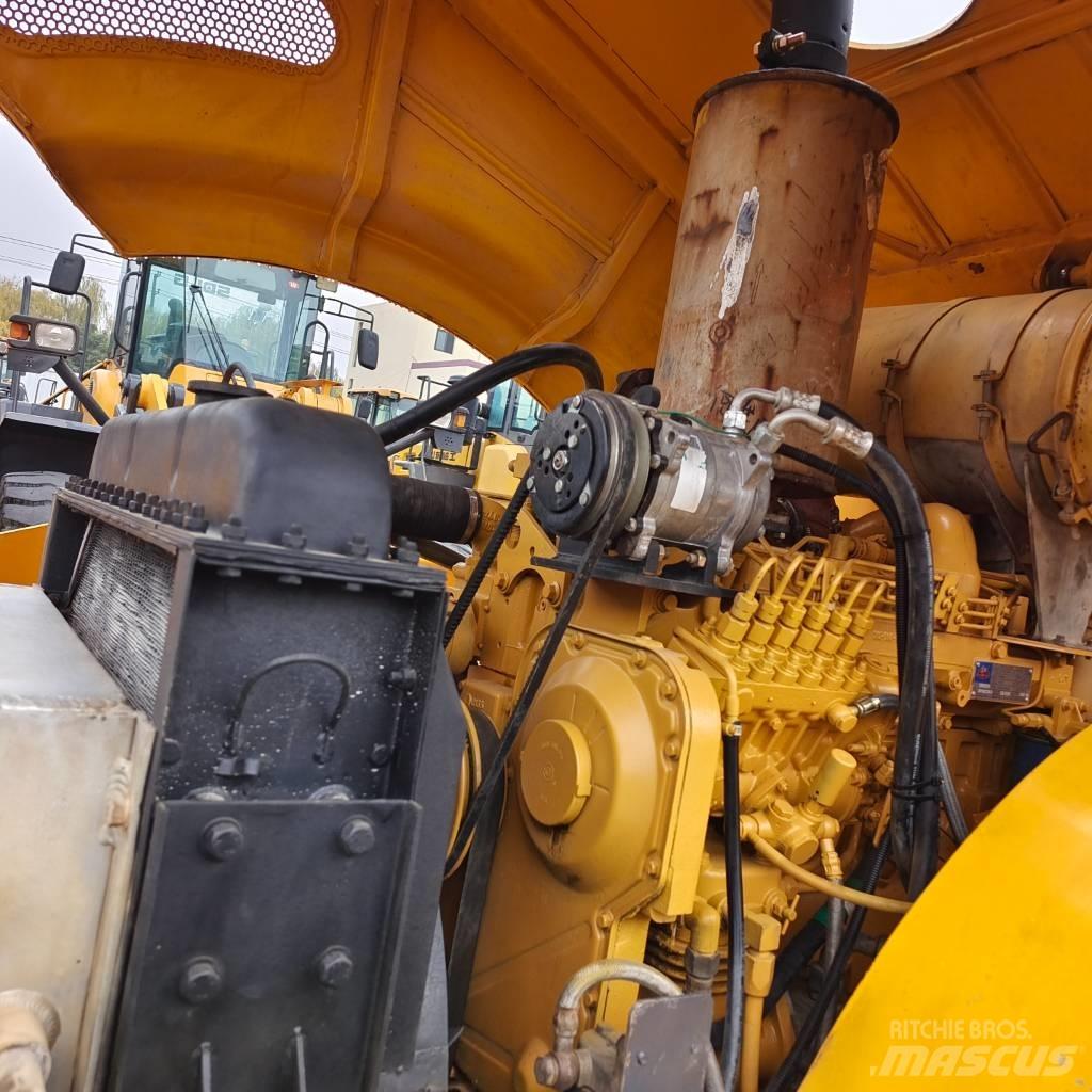XCMG XS 223 J Trilrolwalsen