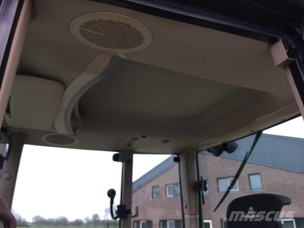 John Deere 6820 AP Tractoren