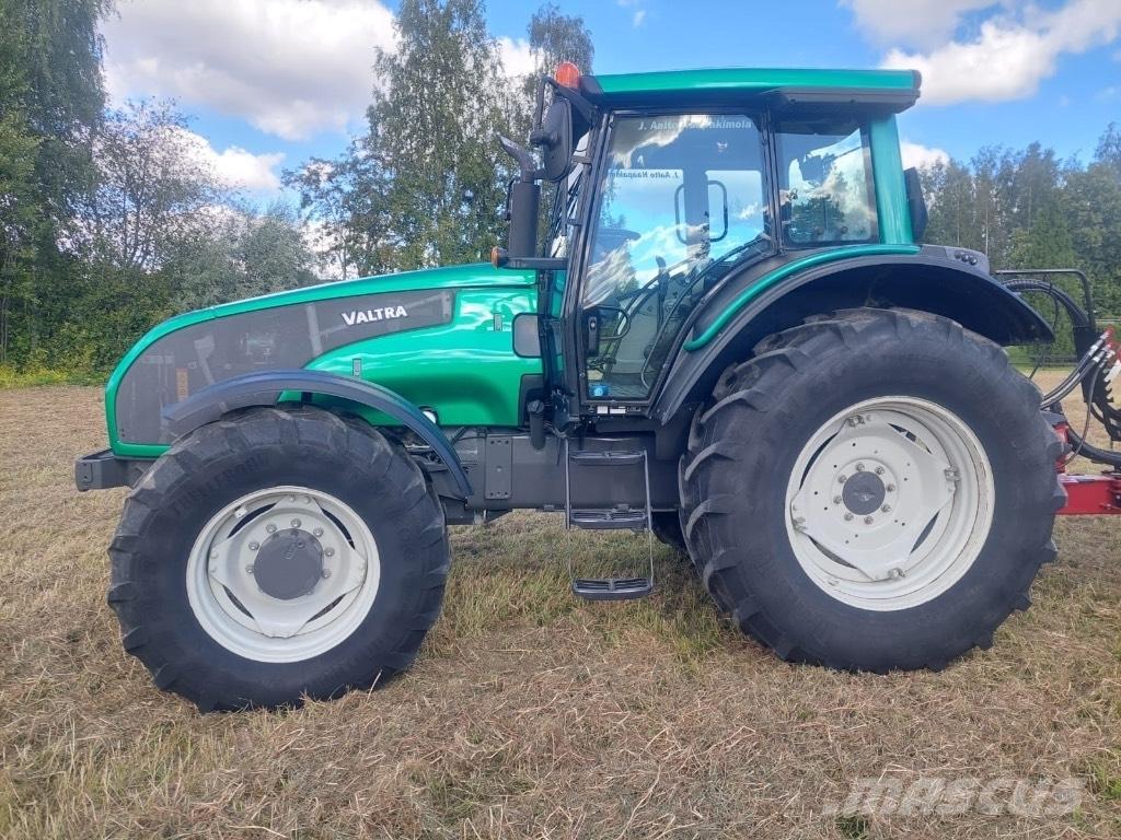 Valtra T 171 H Tractoren