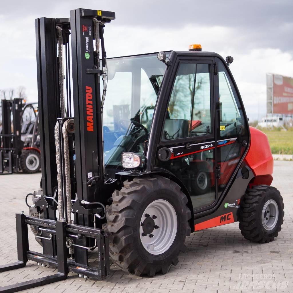 Manitou MC25 Vorkheftruck voor zwaar terrein