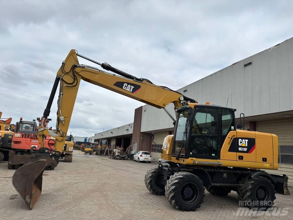 CAT M 318 F Wielgraafmachines