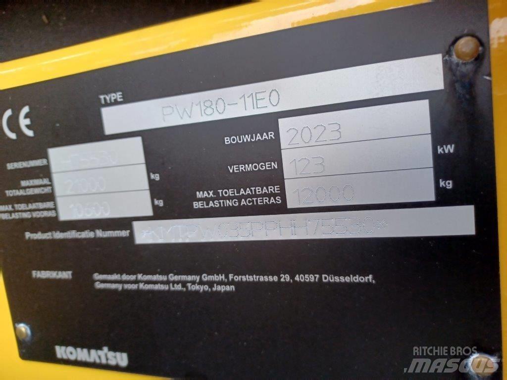 Komatsu PW180-11E0 Wielgraafmachines