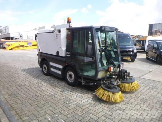 Schmidt Swingo 250 Veegwagens